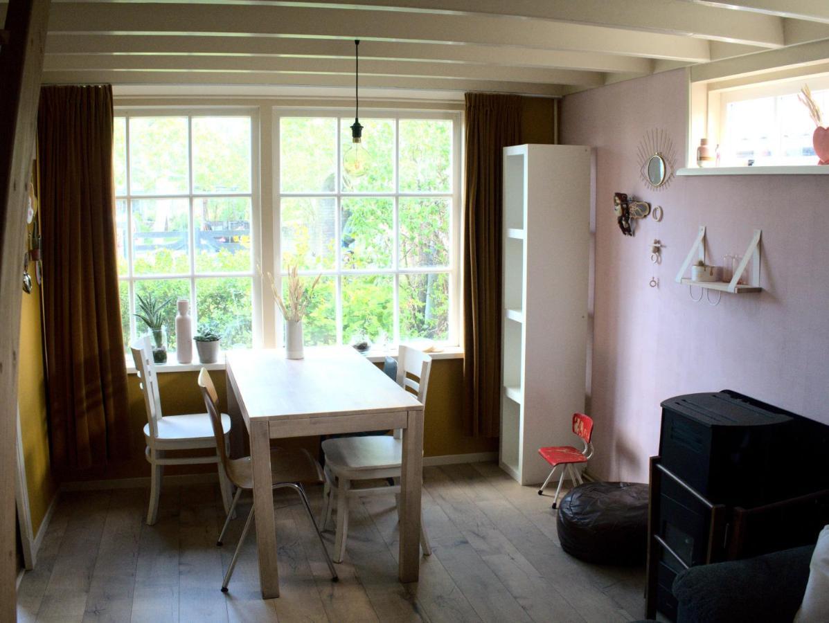 Small, Cute And Cozy Little Holiday Home Hippolytushoef Exterior photo